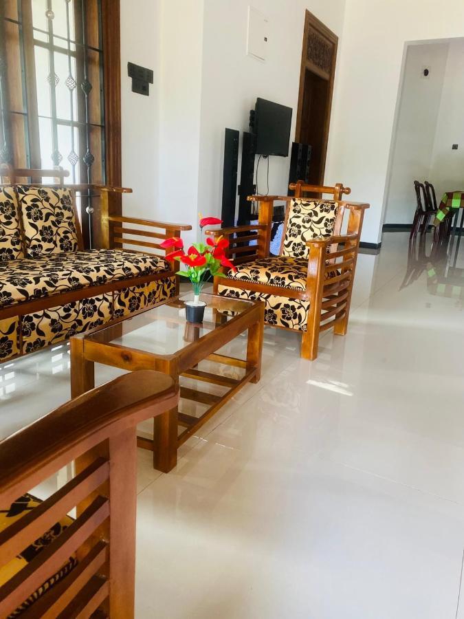 Villa Udara Guest - Yala Safari Esterno foto